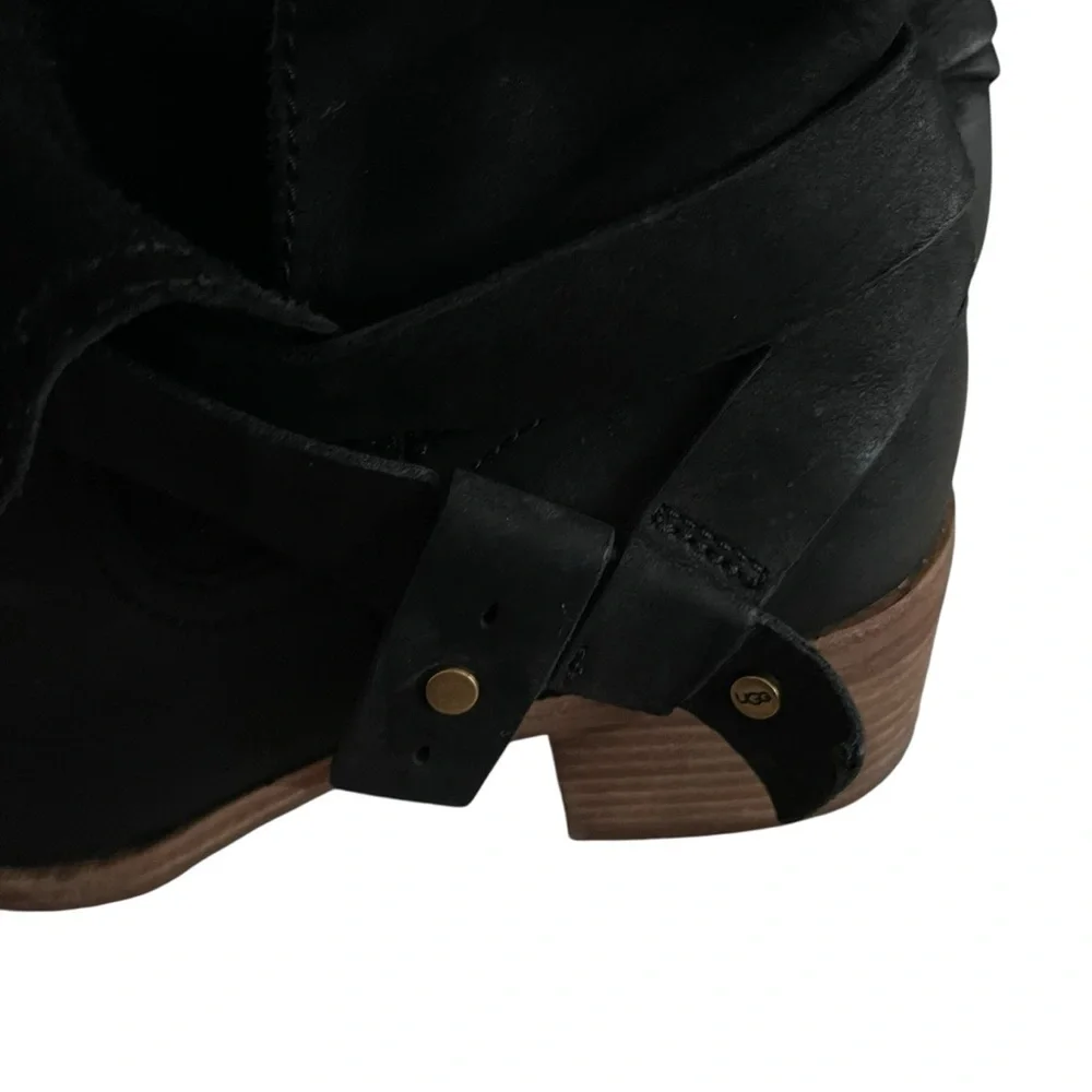 UGG Elora Black Ankle Boots Women  Size 9